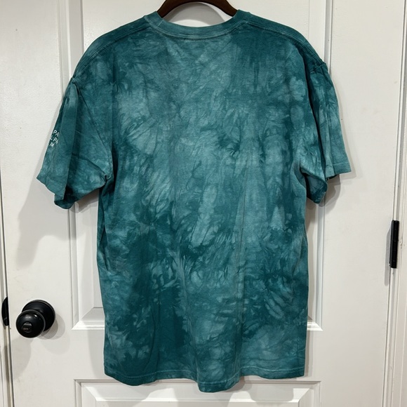 THE MOUNTAIN RAINBOW PARROT TIE DYE GRAPHIC TEE - Picture 6 of 6